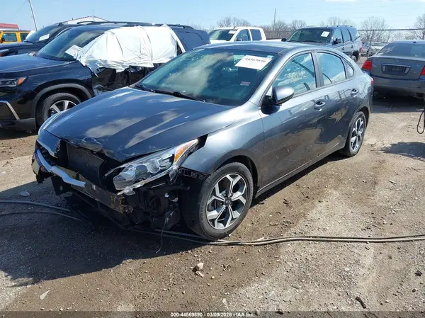 3KPF24AD4ME339550 2021 KIA FORTE - Image 2