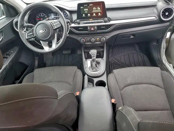 3KPF24AD4ME339614 2021 KIA FORTE - Image 8