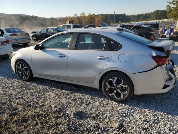 3KPF24AD4ME339645 2021 KIA FORTE - Image 2