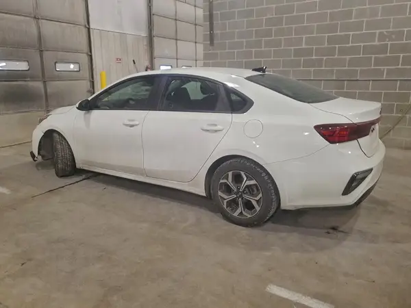 3KPF24AD4ME345414 2021 KIA FORTE - Image 2