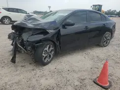 3KPF24AD4ME345767 2021 KIA FORTE