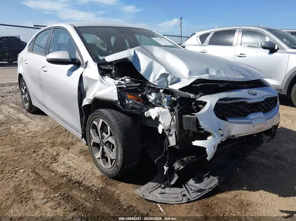 3KPF24AD4ME349396 2021 KIA FORTE - Image 1
