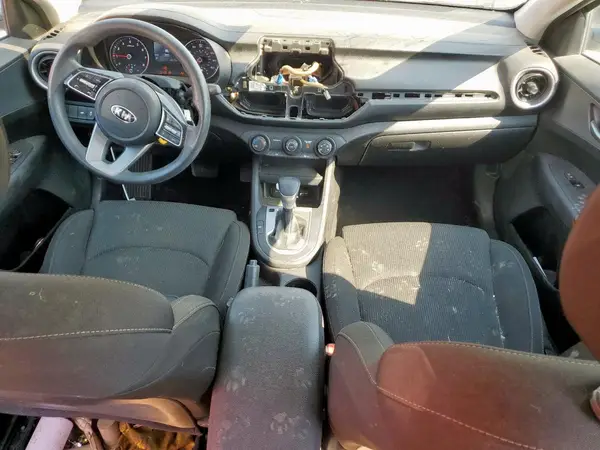 3KPF24AD4ME349527 2021 KIA FORTE - Image 8