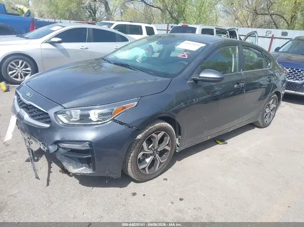 3KPF24AD4ME349737 2021 KIA FORTE - Image 2