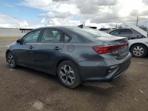3KPF24AD4ME349740 2021 KIA FORTE - Image 2