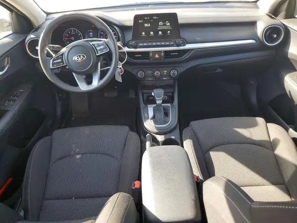 3KPF24AD4ME352069 2021 KIA FORTE - Image 8