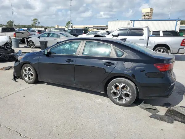 3KPF24AD4ME352315 2021 KIA FORTE - Image 2