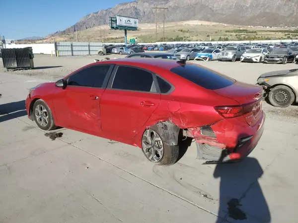3KPF24AD4ME352900 2021 KIA FORTE - Image 2