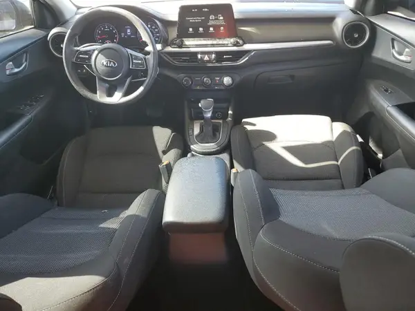 3KPF24AD4ME353948 2021 KIA FORTE - Image 8