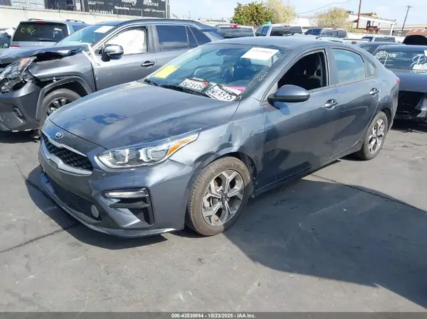 3KPF24AD4ME354565 2021 KIA FORTE - Image 2