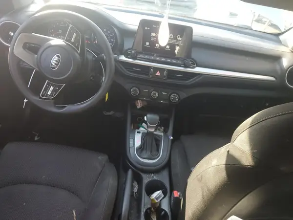 3KPF24AD4ME356137 2021 KIA FORTE - Image 8