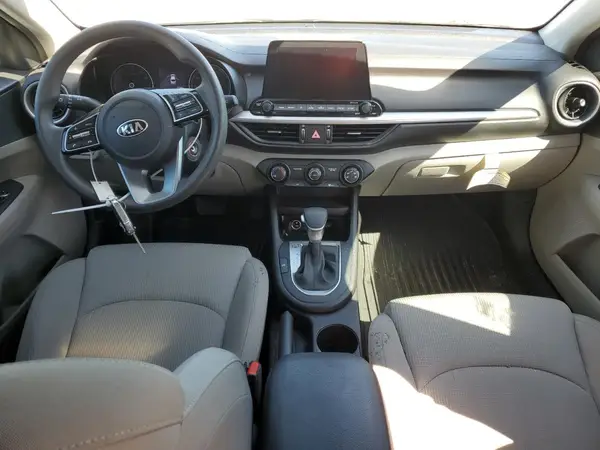3KPF24AD4ME357109 2021 KIA FORTE - Image 8