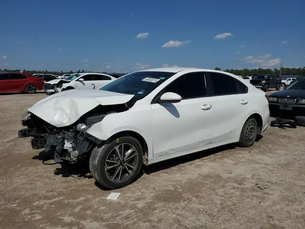 3KPF24AD4ME357952 2021 KIA FORTE - Image 1