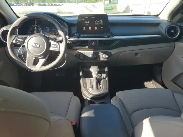3KPF24AD4ME359815 2021 KIA FORTE - Image 8
