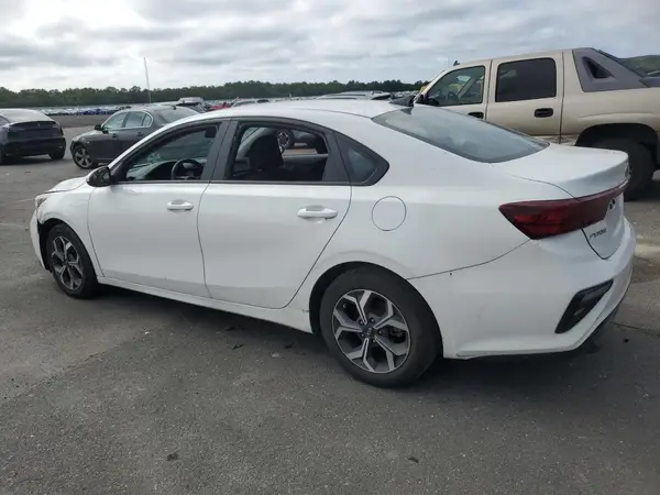 3KPF24AD4ME361175 2021 KIA FORTE - Image 2