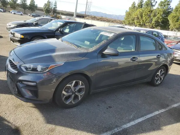 3KPF24AD4ME361452 2021 KIA FORTE - Image 1