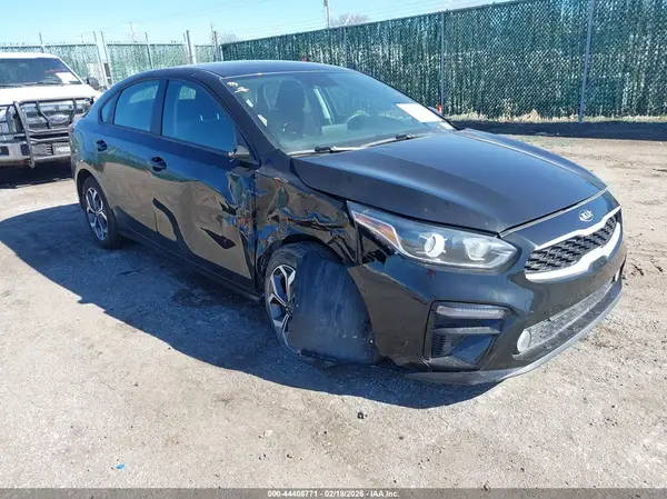 3KPF24AD4ME363086 2021 KIA FORTE - Image 1