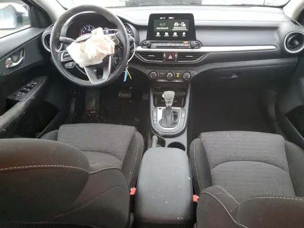 3KPF24AD4ME366442 2021 KIA FORTE - Image 8