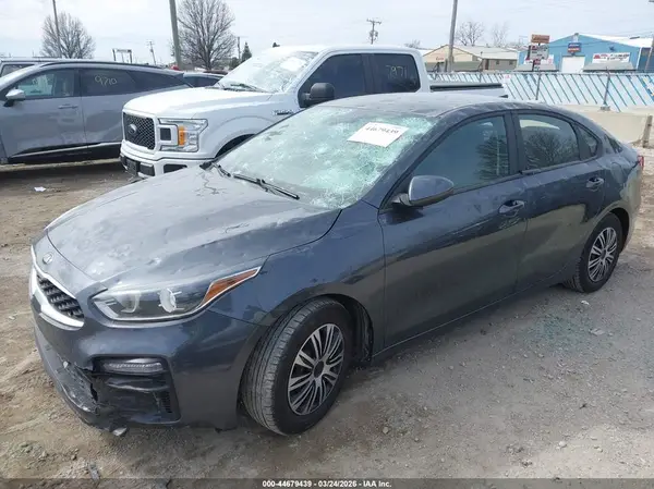 3KPF24AD4ME368501 2021 KIA FORTE - Image 2