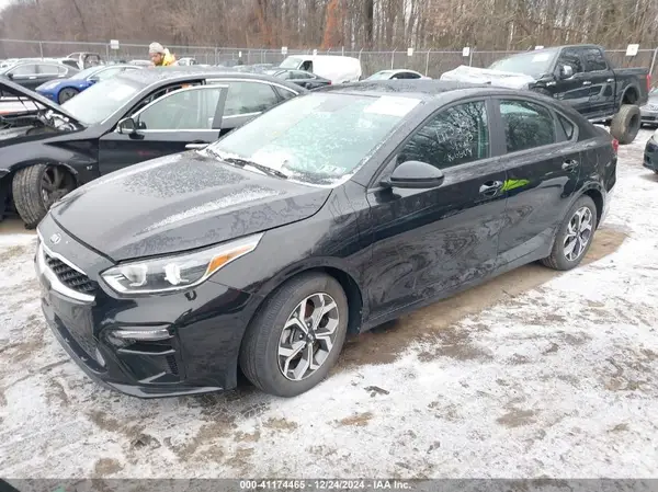 3KPF24AD4ME369373 2021 KIA FORTE - Image 2