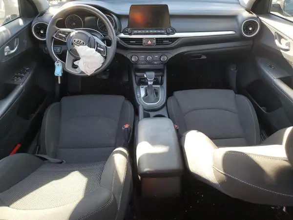 3KPF24AD4ME376176 2021 KIA FORTE - Image 8
