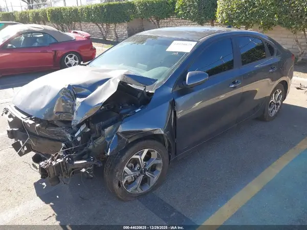 3KPF24AD4ME376436 2021 KIA FORTE - Image 2