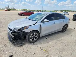 3KPF24AD4ME378090 2021 KIA FORTE