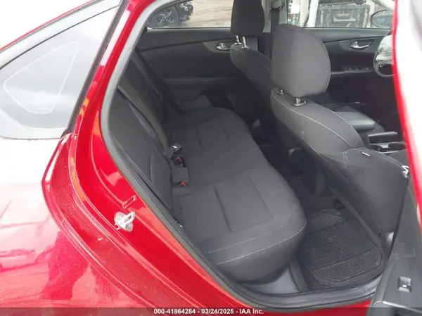 3KPF24AD4ME378932 2021 KIA FORTE - Image 8