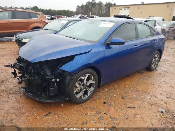 3KPF24AD4ME380180 2021 KIA FORTE - Image 2