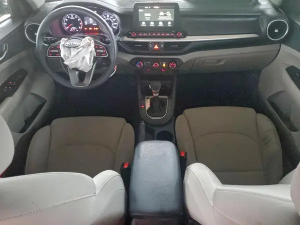 3KPF24AD4ME380342 2021 KIA FORTE - Image 8