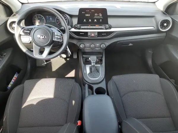 3KPF24AD4ME387064 2021 KIA FORTE - Image 8