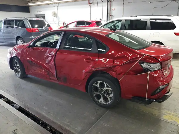 3KPF24AD4ME387243 2021 KIA FORTE - Image 2