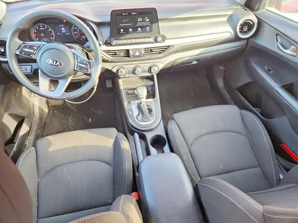 3KPF24AD4ME390188 2021 KIA FORTE - Image 8
