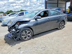 3KPF24AD4ME391583 2021 KIA FORTE