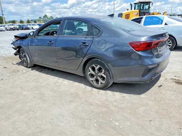 3KPF24AD4ME391583 2021 KIA FORTE - Image 2