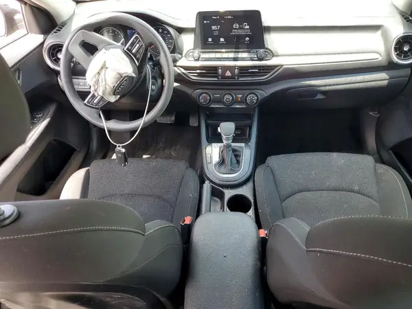 3KPF24AD4ME391583 2021 KIA FORTE - Image 8