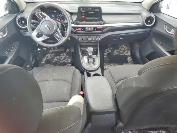 3KPF24AD4ME398436 2021 KIA FORTE - Image 8