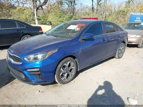 3KPF24AD4ME398923 2021 KIA FORTE - Image 2