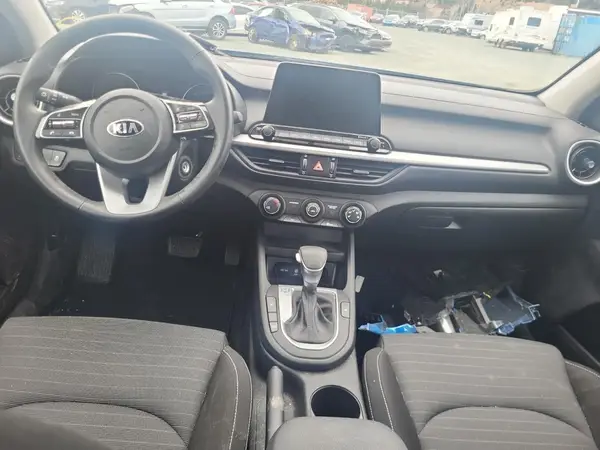 3KPF24AD4ME399411 2021 KIA FORTE - Image 8