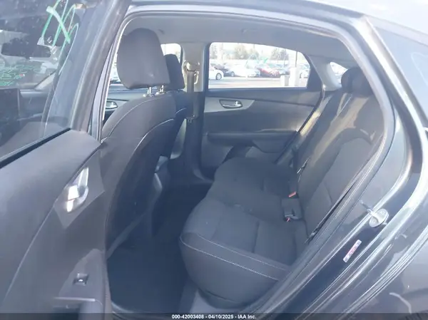 3KPF24AD4ME399523 2021 KIA FORTE - Image 8