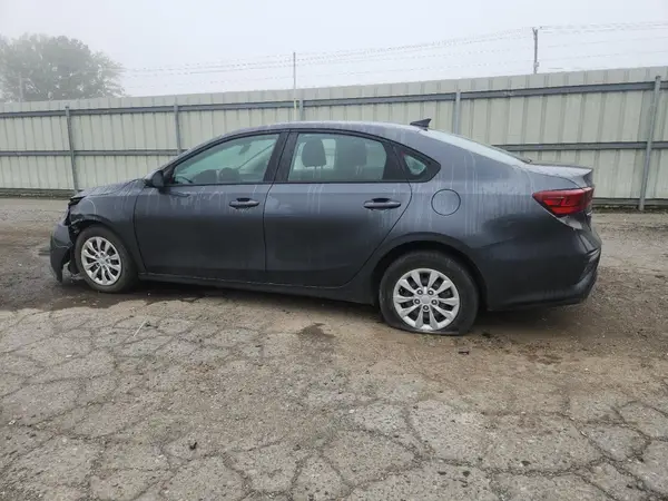 3KPF24AD4ME401030 2021 KIA FORTE - Image 2