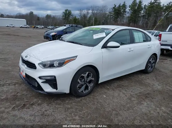 3KPF24AD4ME401187 2021 KIA FORTE - Image 2