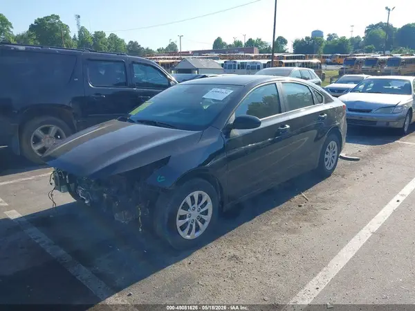 3KPF24AD4ME404641 2021 KIA FORTE - Image 2