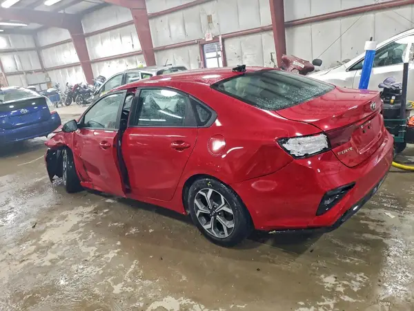3KPF24AD4ME405899 2021 KIA FORTE - Image 2