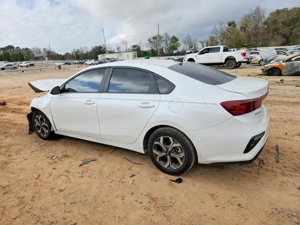 3KPF24AD4ME408088 2021 KIA FORTE - Image 2