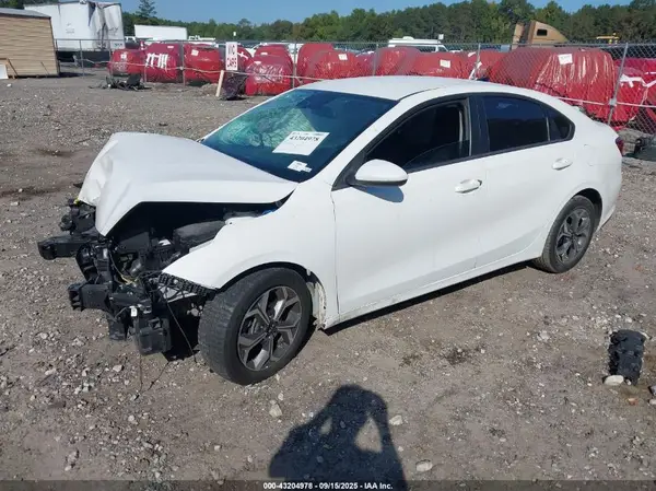 3KPF24AD4ME408608 2021 KIA FORTE - Image 2
