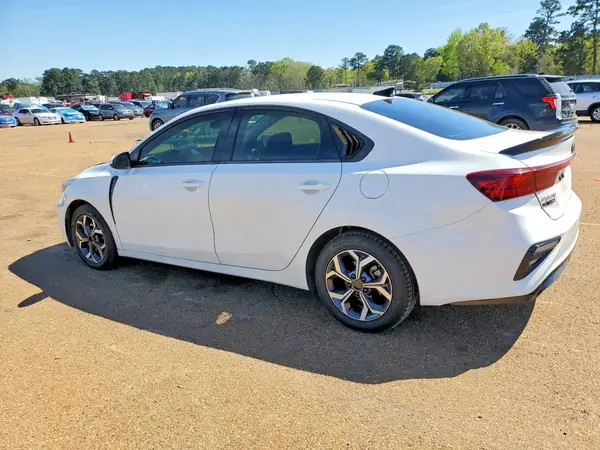 3KPF24AD4ME409869 2021 KIA FORTE - Image 2