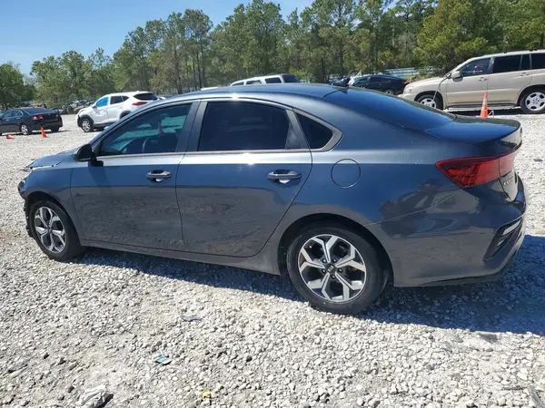 3KPF24AD4ME413081 2021 KIA FORTE - Image 2