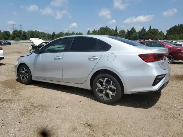 3KPF24AD4ME414229 2021 KIA FORTE - Image 2