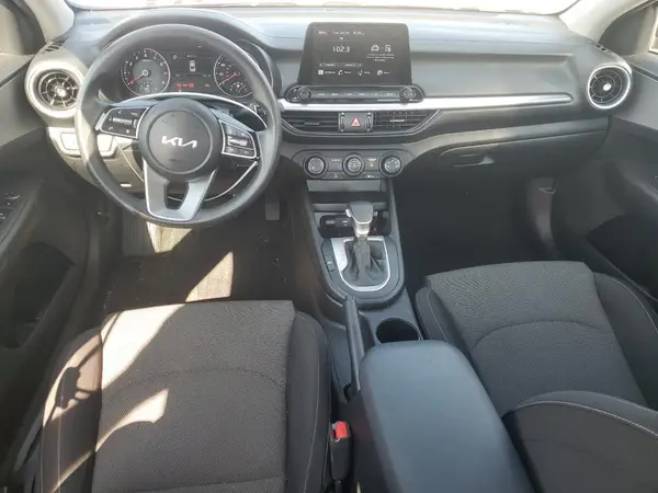 3KPF24AD4NE417889 2022 KIA FORTE - Image 8